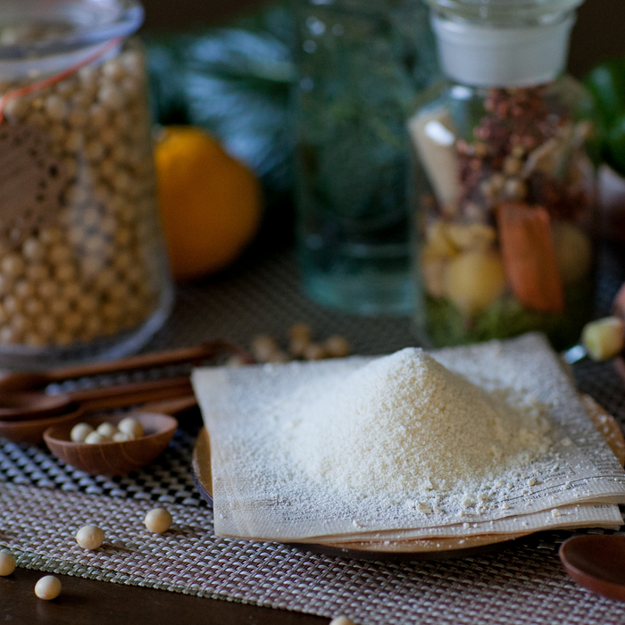 Okara powder and soy beans